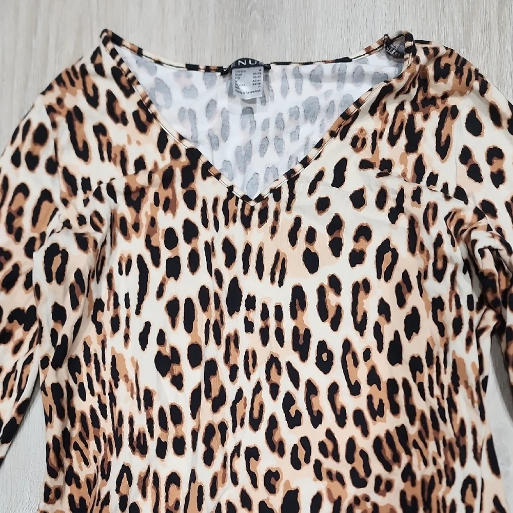 VENUS Leopard Print Long Sleeve Top - Tan, Black - Picture 3 of 6